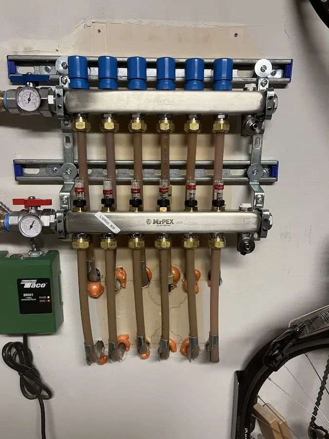 Plumber performing Leak Detection at a residential property in Bloomingdale